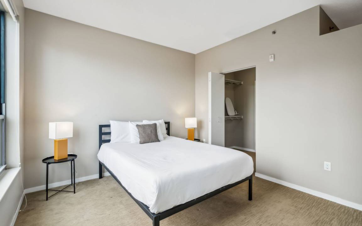 Photo of Bedroom in Mill District
