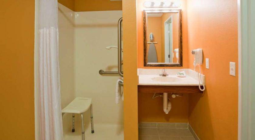Photo of Bathroom in Faribault