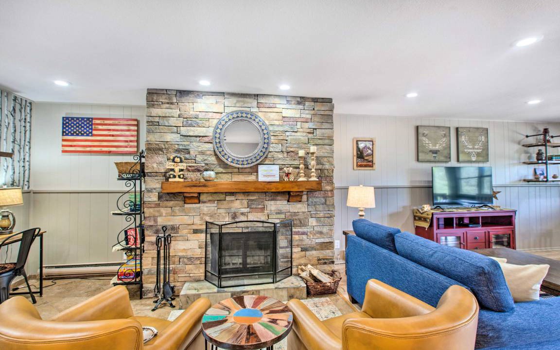 Photo of Livingroom in Red River
