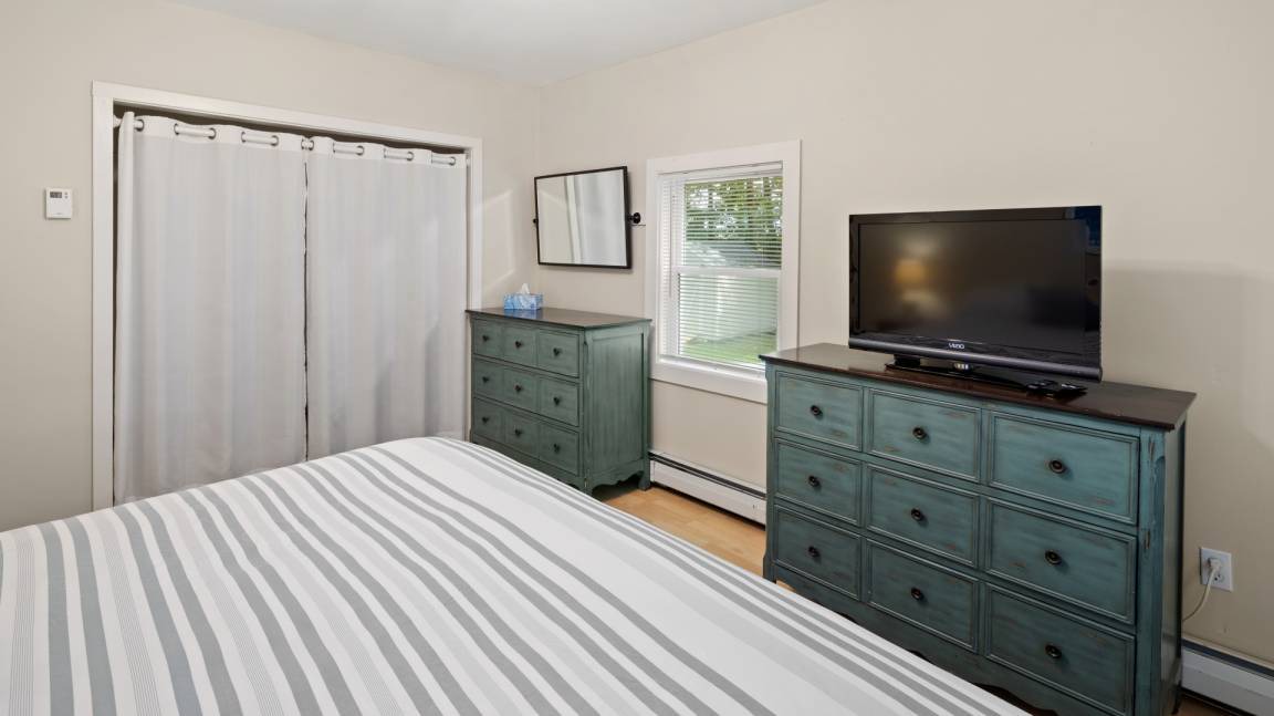 Photo of Bedroom in Malletts Bay