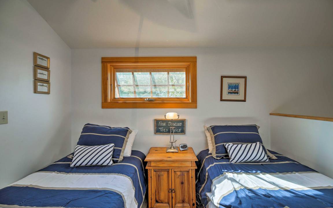 Photo of Bedroom in North Hero