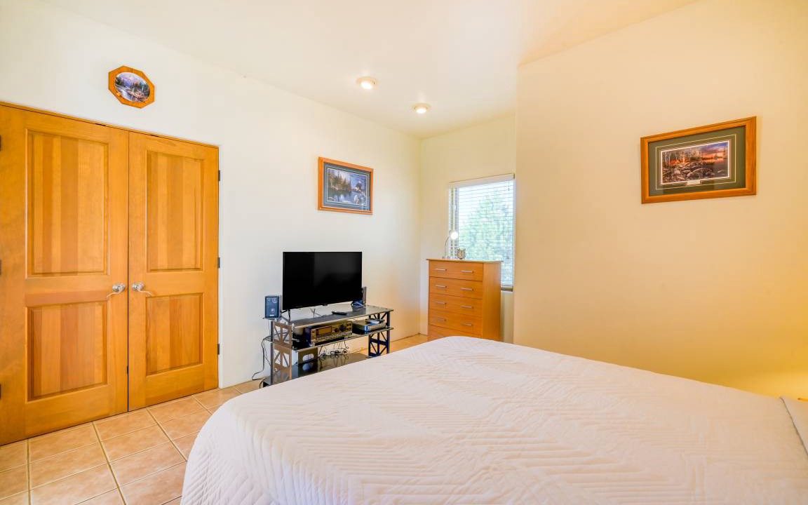 Photo of Bedroom in Ranchos De Taos