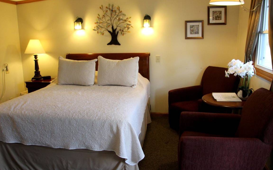 Photo of Bedroom in Town of Scriba