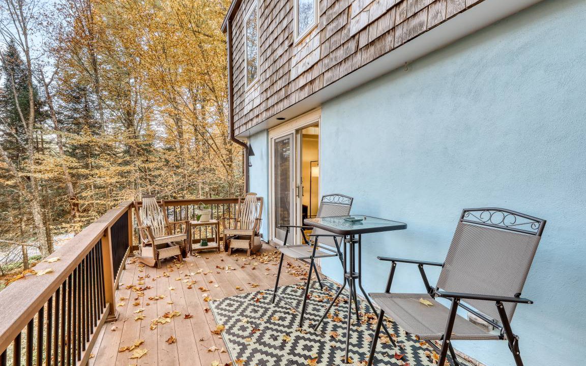 Photo of Patio Balcony in North Troy