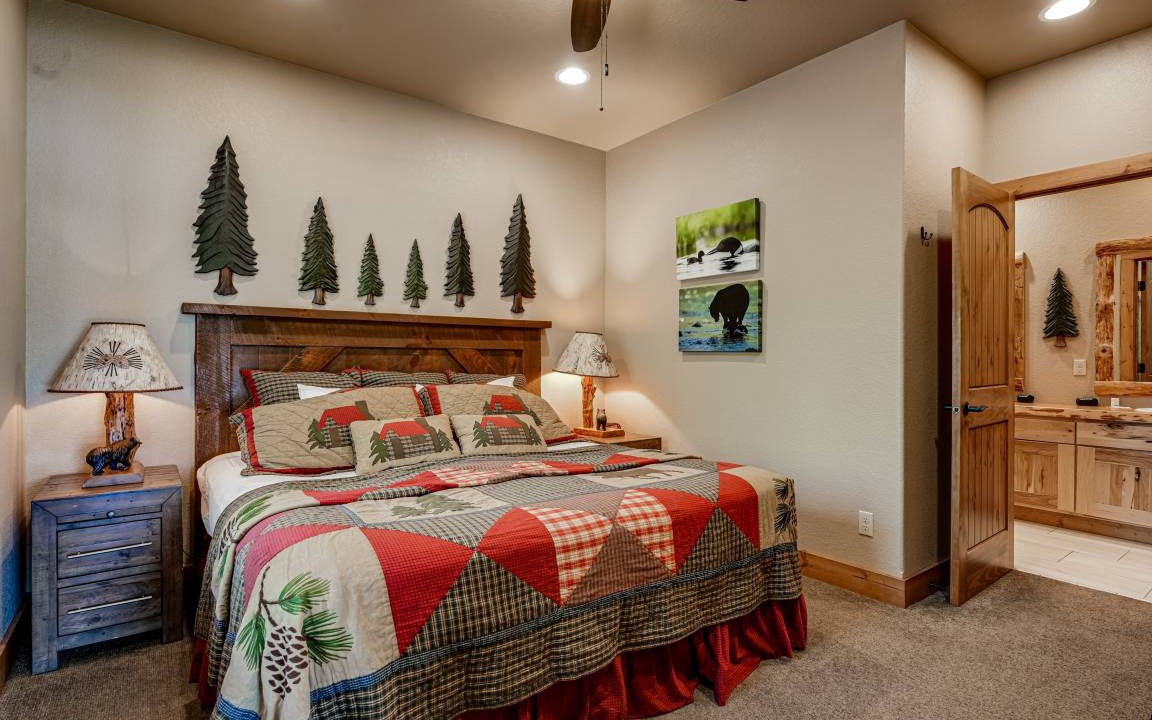 Photo of Bedroom in Eagle River