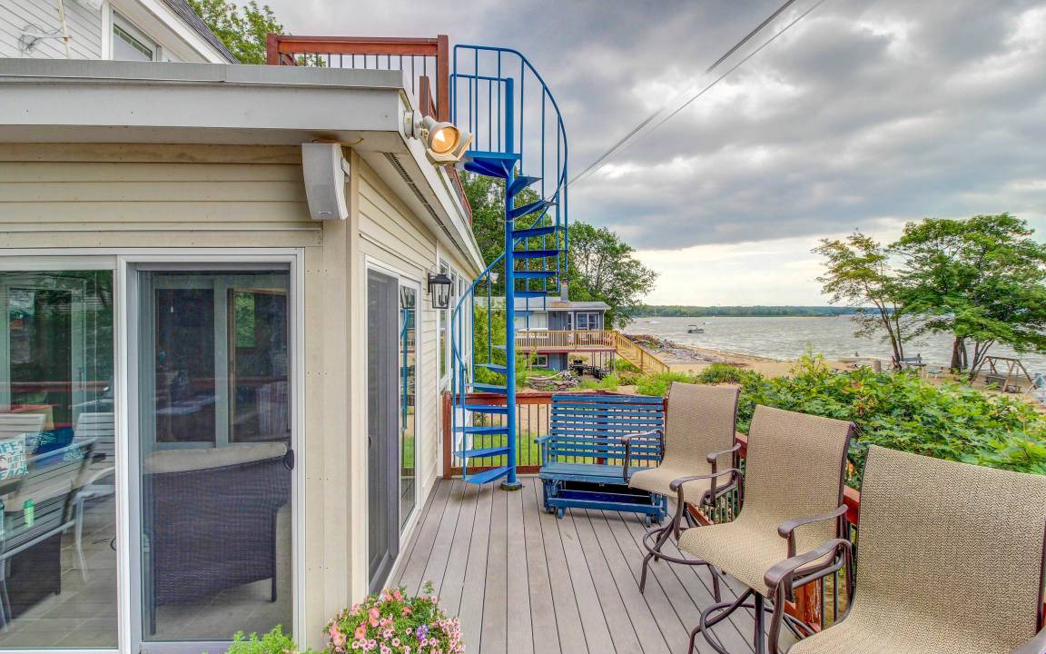 Photo of Patio Balcony in Malletts Bay