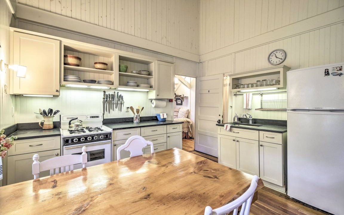 Photo of Kitchen in Saranac Lake