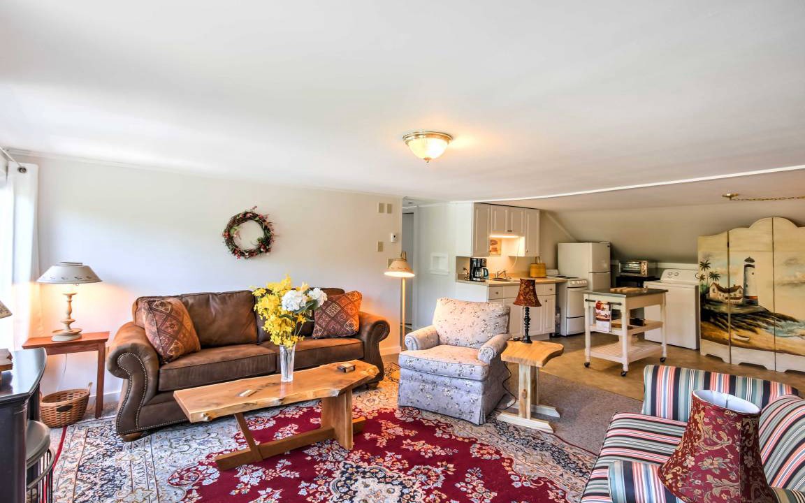 Photo of Livingroom in Manchester Center