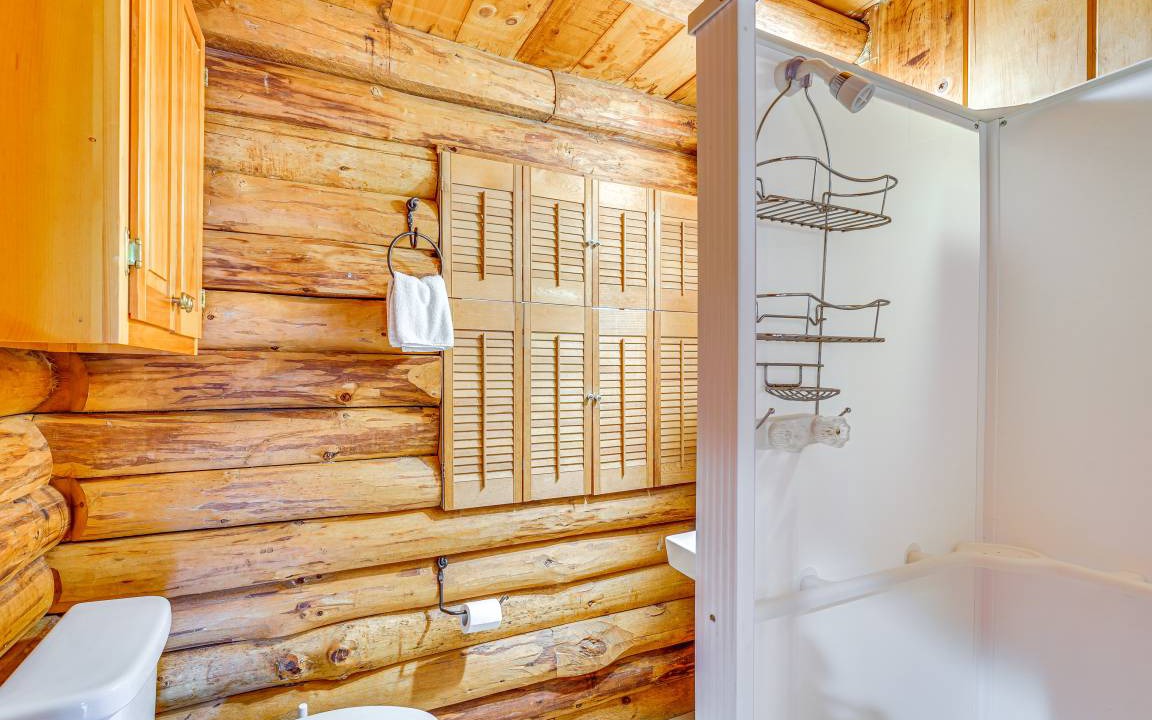 Photo of Bathroom in Bridgewater Corners