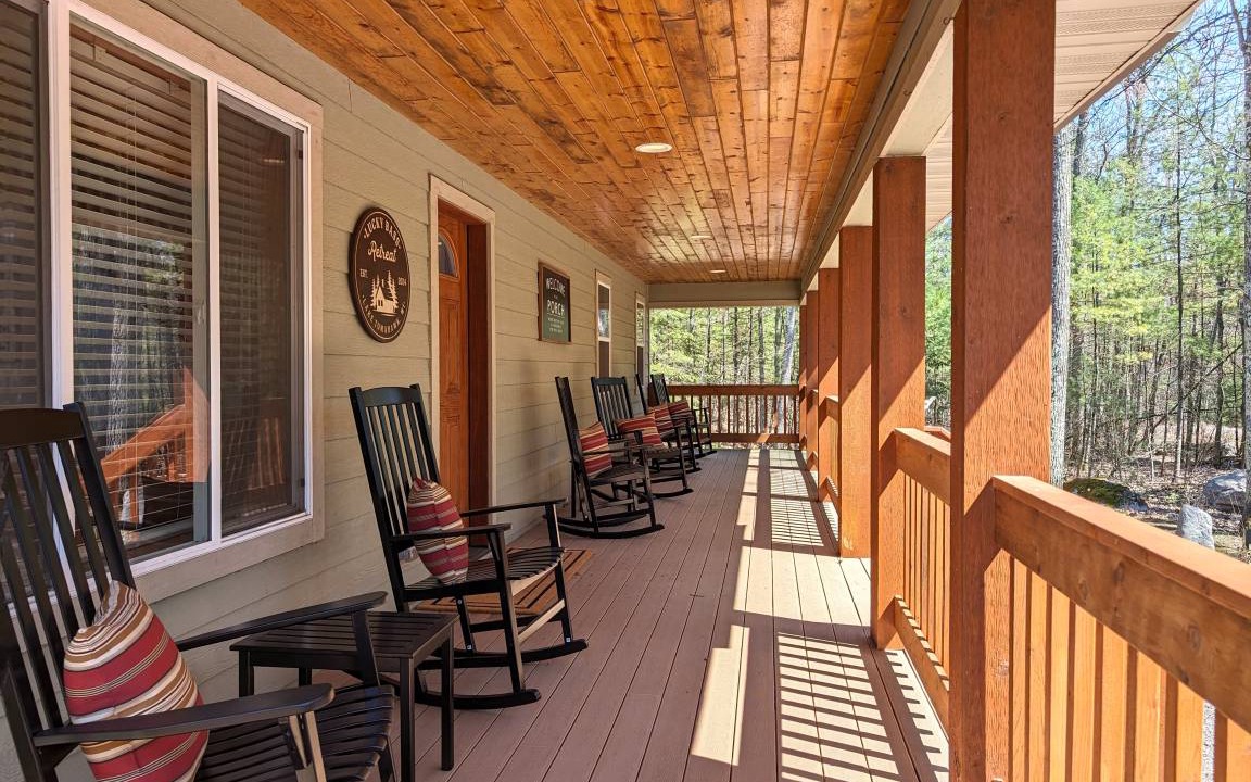 Photo of Patio Balcony in Lake Tomahawk