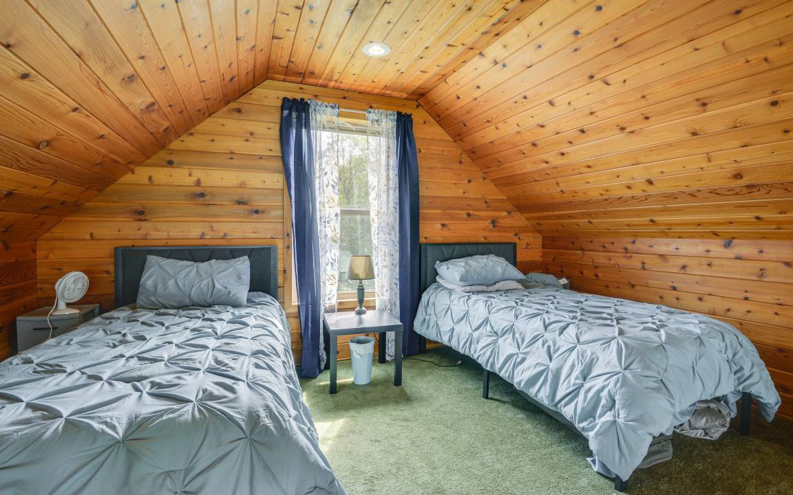Photo of Bedroom in Three Mile Bay