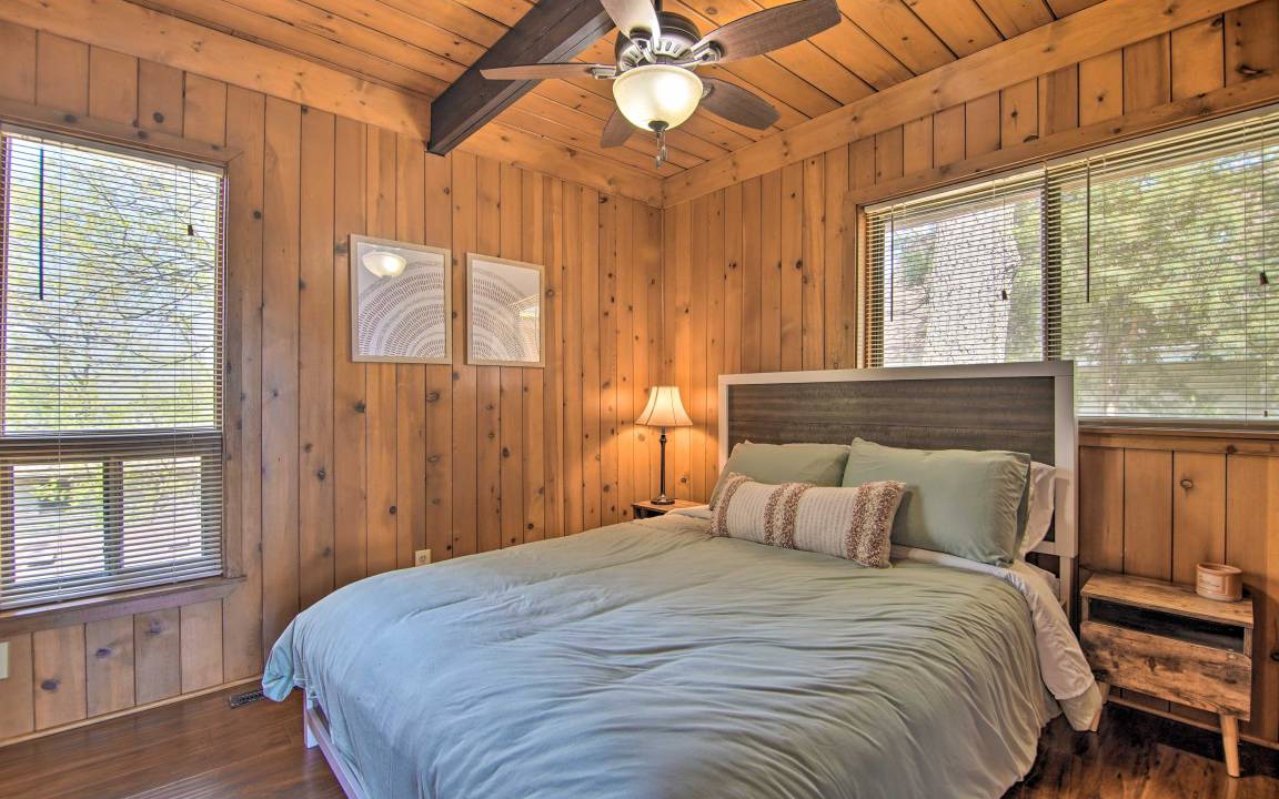 Photo of Bedroom in Twin Lakes