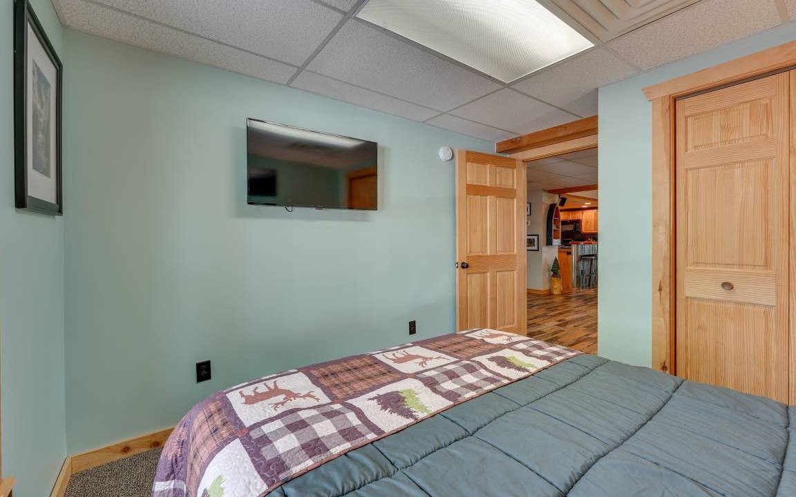 Photo of Bedroom in Old Forge