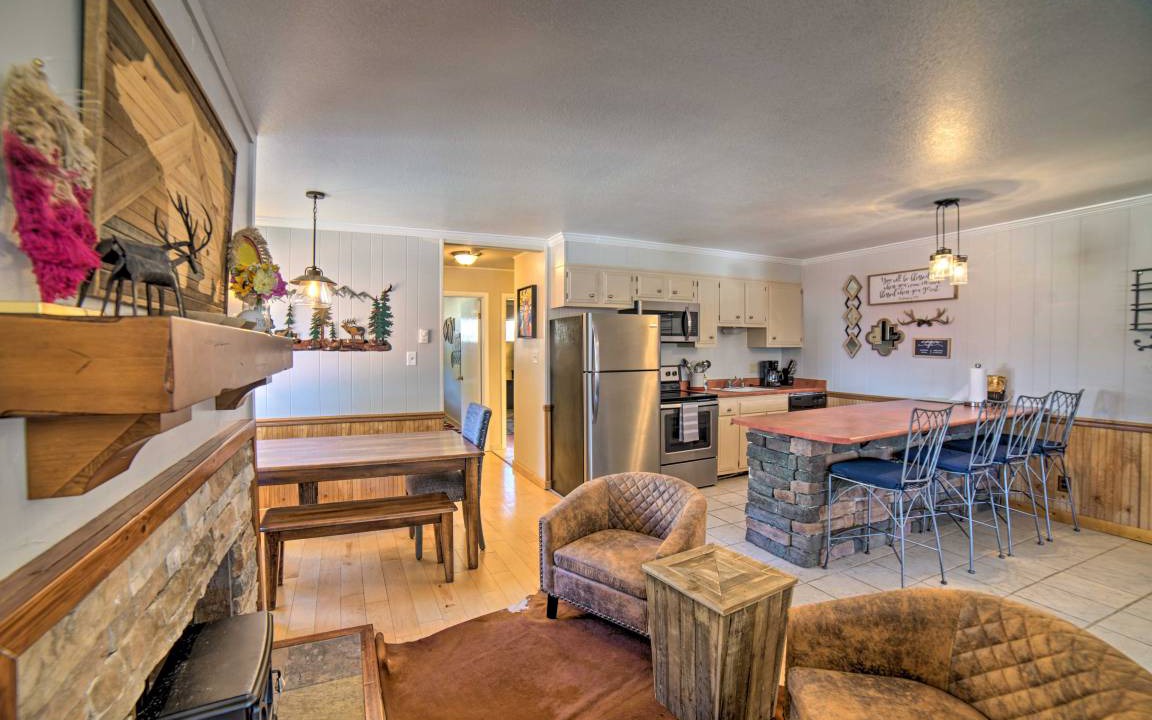 Photo of Kitchen in Red River