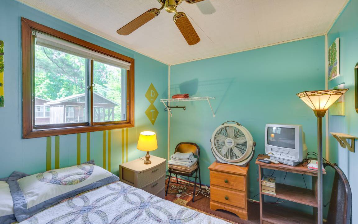 Photo of Bedroom in Pine City