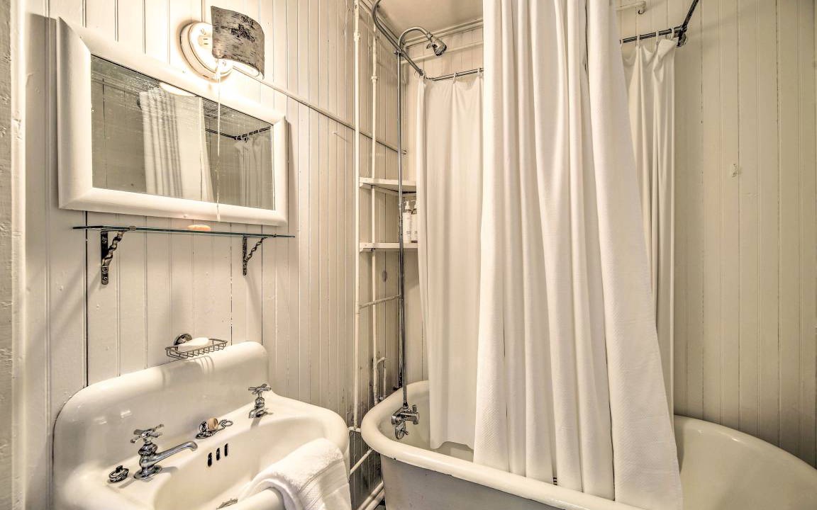 Photo of Bathroom in Saranac Lake