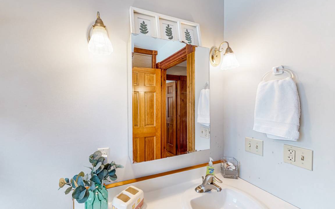 Photo of Bathroom in Jeffersonville