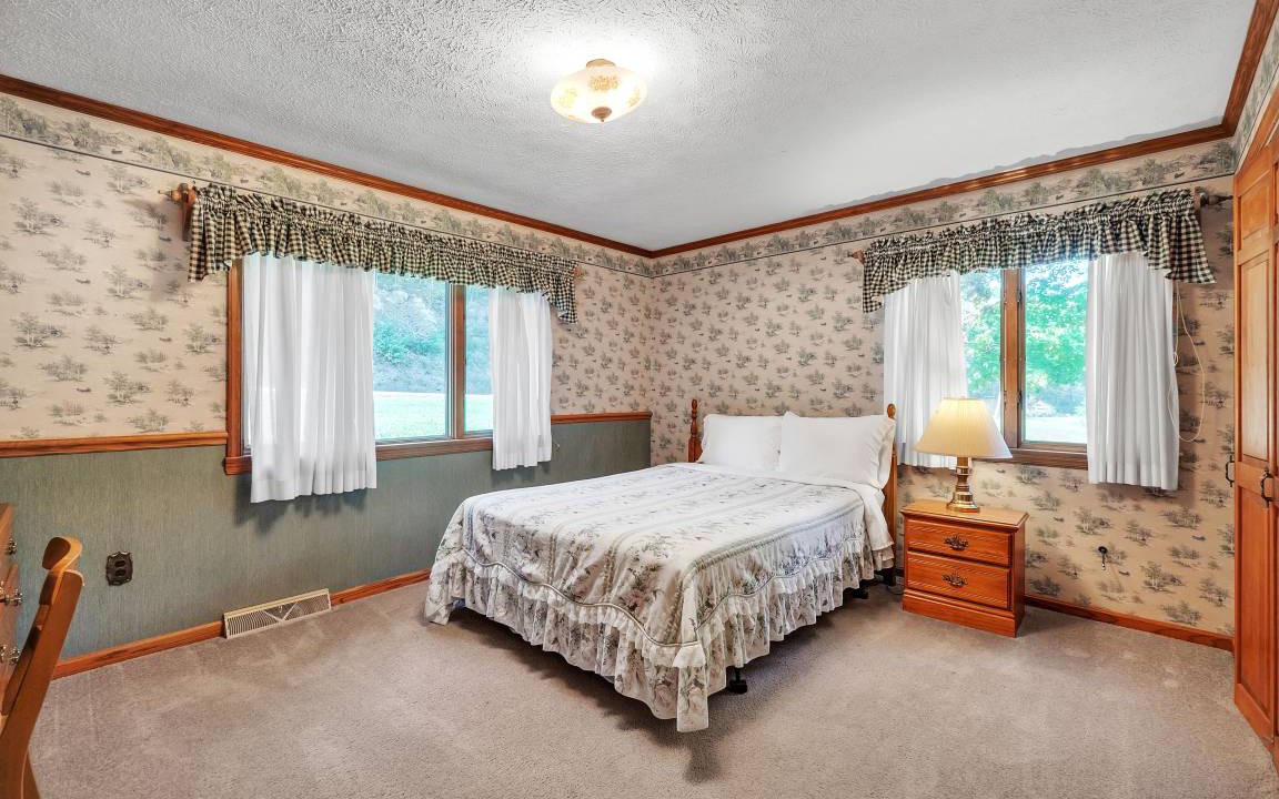 Photo of Others in Cabins