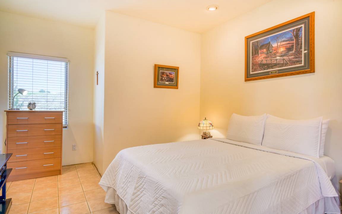 Photo of Bedroom in Ranchos De Taos