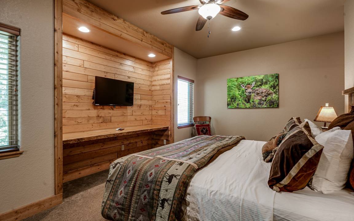Photo of Bedroom in Eagle River