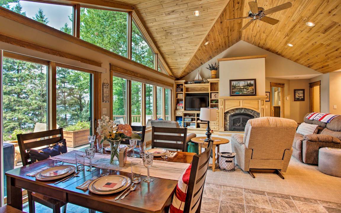 Photo of Livingroom in Solon Springs