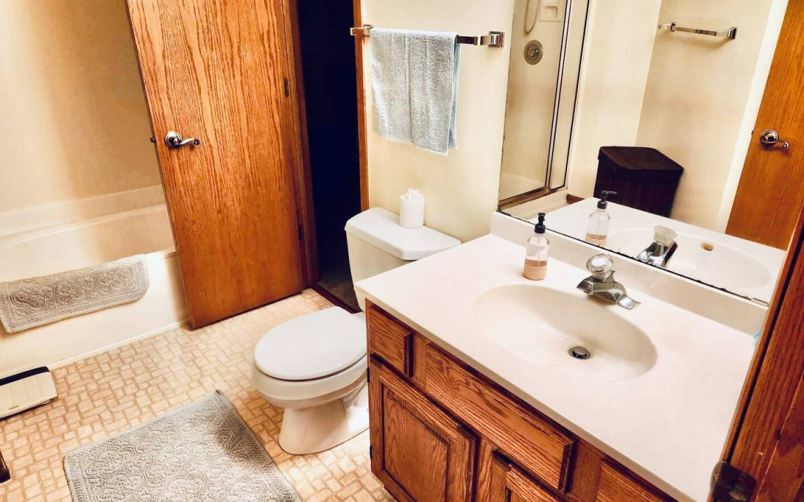 Photo of Bathroom in Woodbury