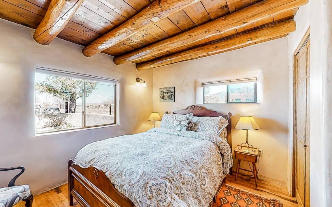 Photo of Others in Taos