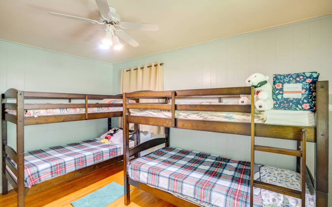 Photo of Bedroom in Canaan