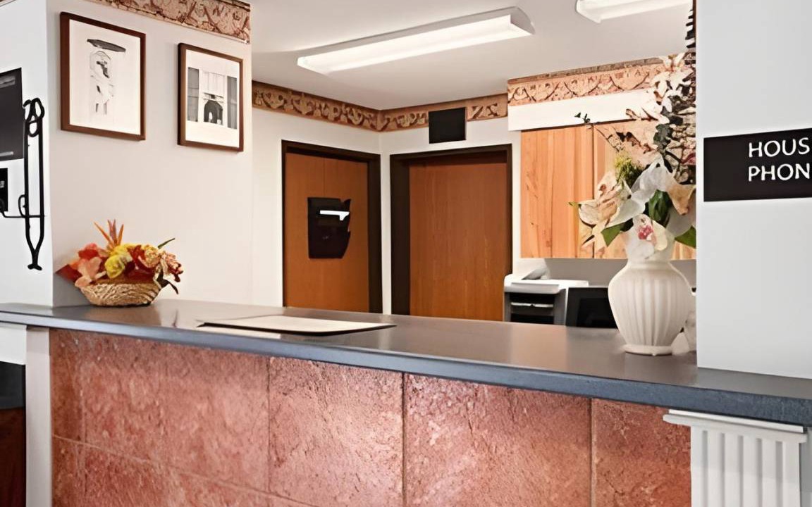 Photo of Kitchen in Lee