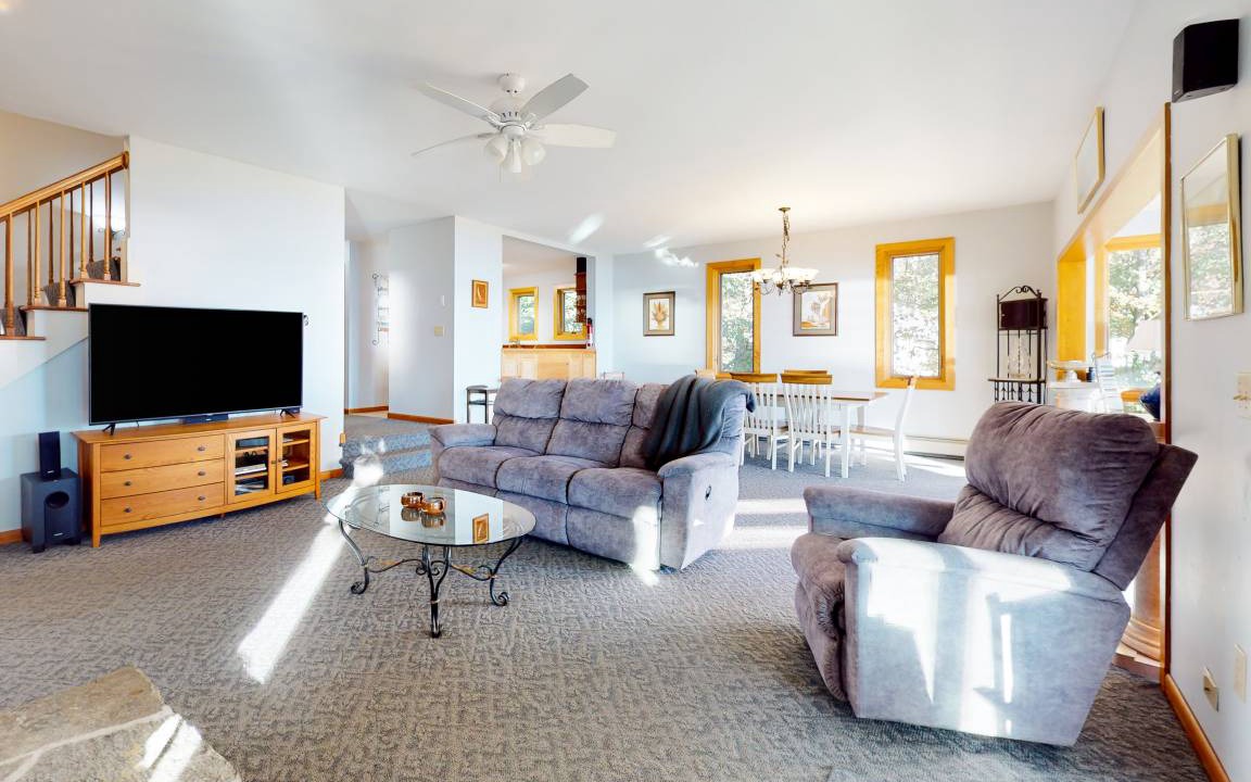 Photo of Livingroom in Malletts Bay
