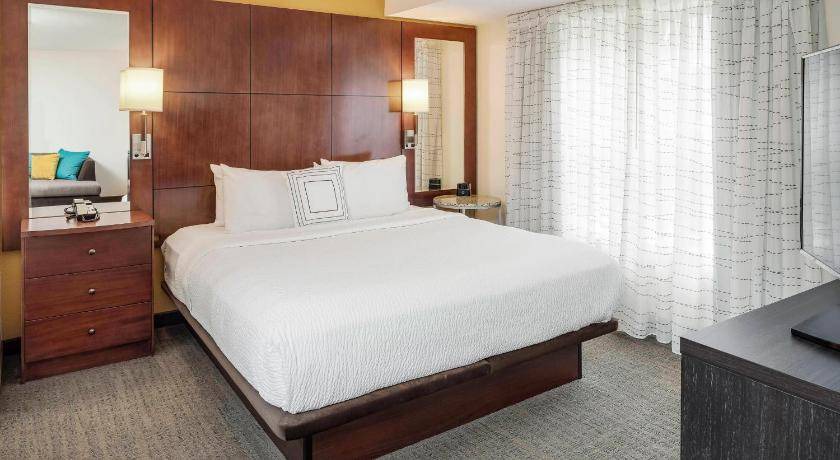 Photo of Bedroom in Pease
