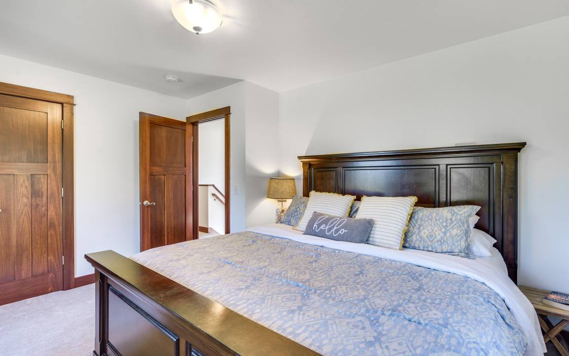 Photo of Bedroom in Holcombe