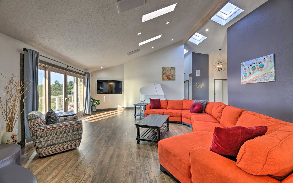Photo of Livingroom in Agate Beach