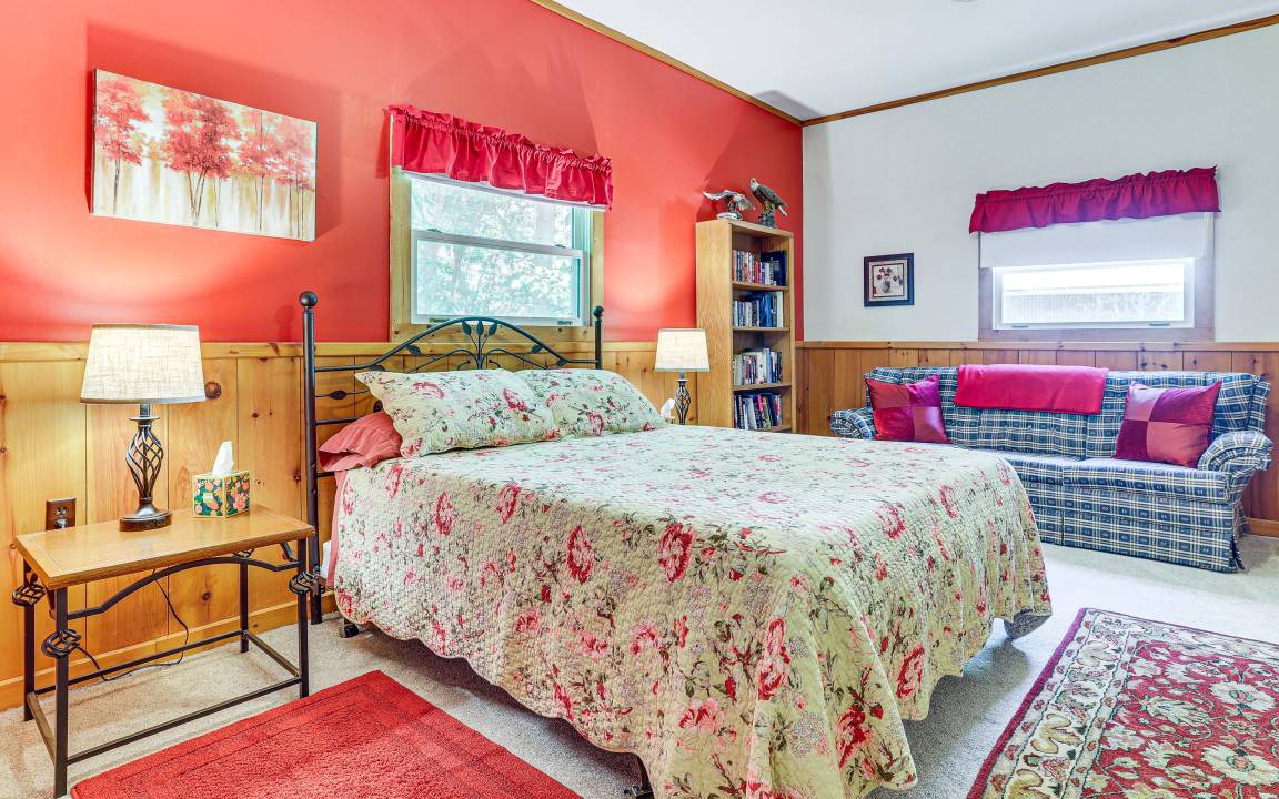 Photo of Bedroom in Dakota