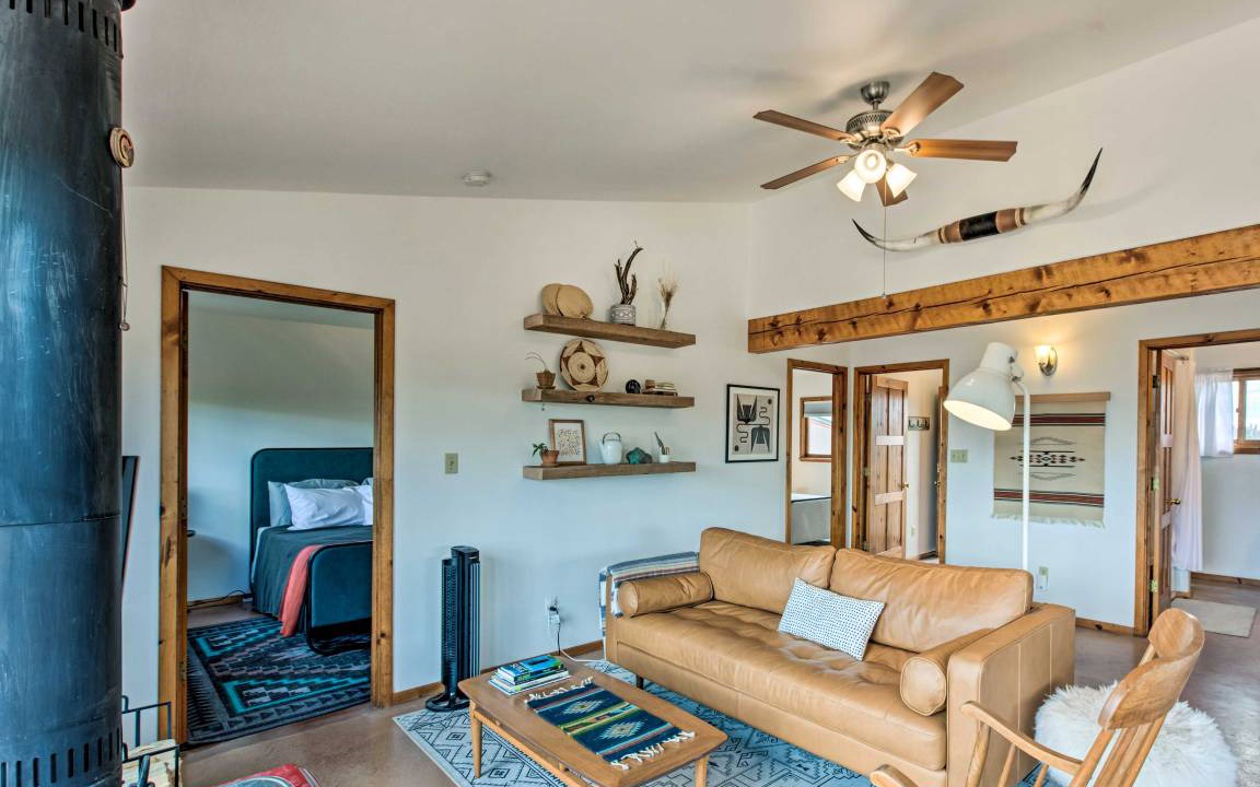 Photo of Livingroom in Taos