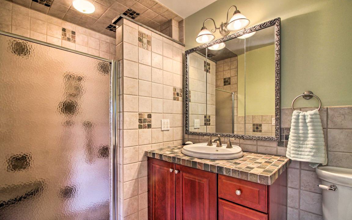 Photo of Bathroom in Skylark Beach
