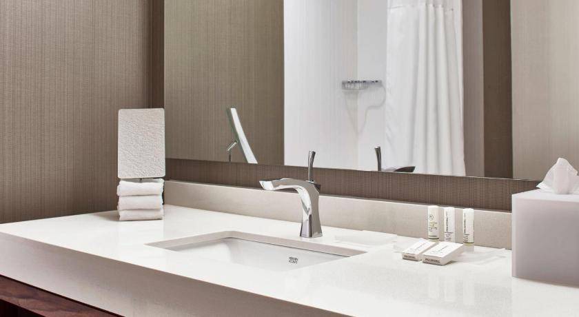 Photo of Bathroom in Woodbury