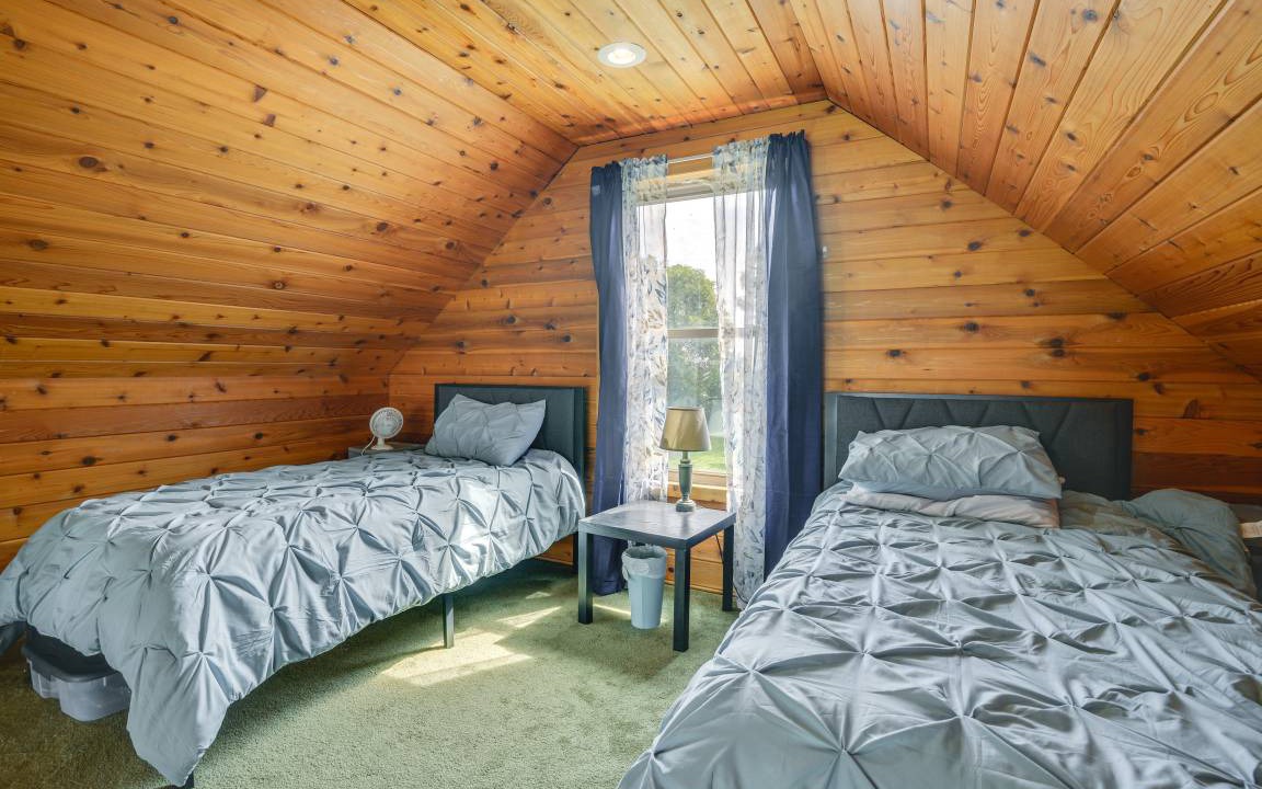 Photo of Bedroom in Three Mile Bay