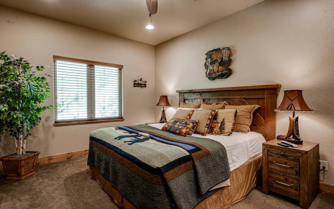 Photo of Bedroom in Eagle River