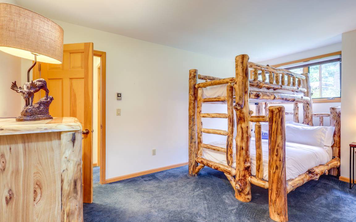 Photo of Bedroom in Lake Placid