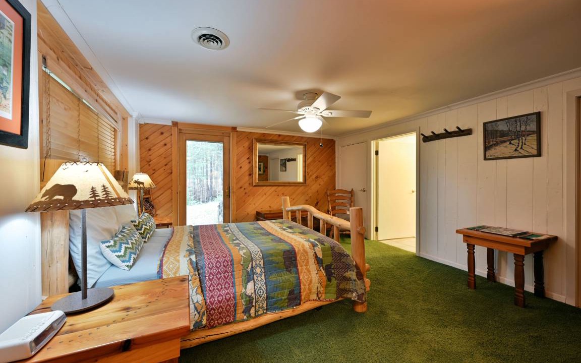 Photo of Bedroom in Mellen
