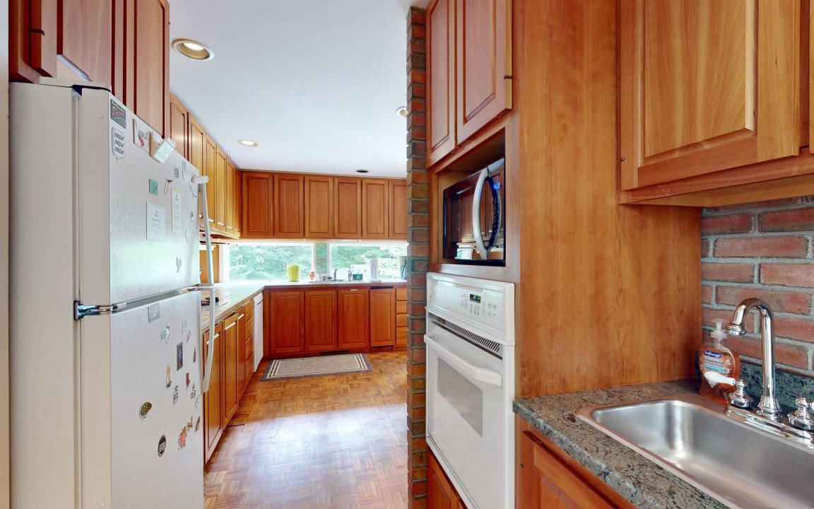 Photo of Kitchen in Stowe Area