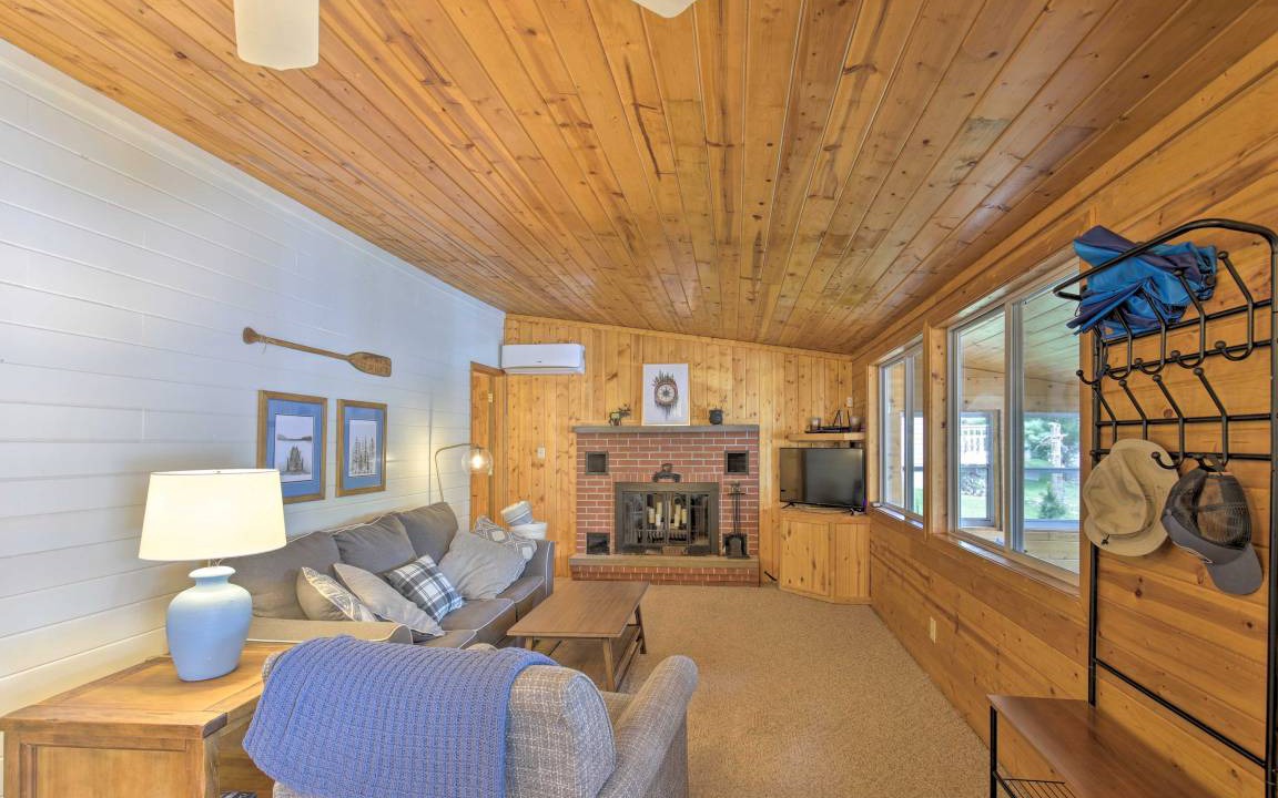 Photo of Livingroom in Hayward