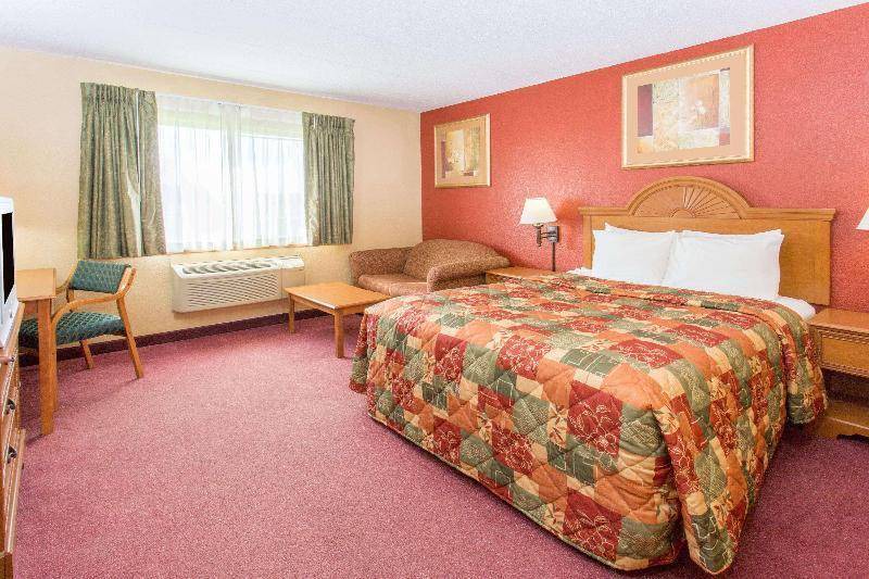 Photo of Bedroom in Sheboygan Falls