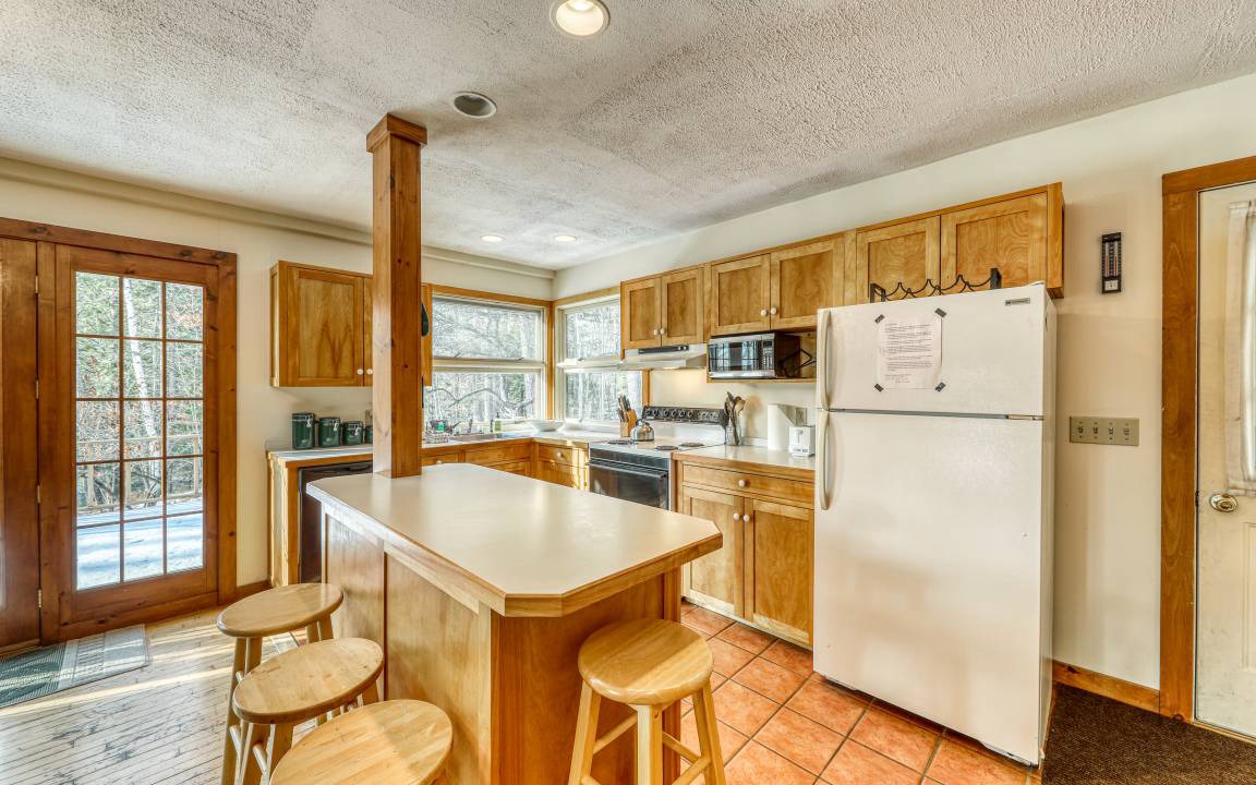Photo of Kitchen in Stowe Area