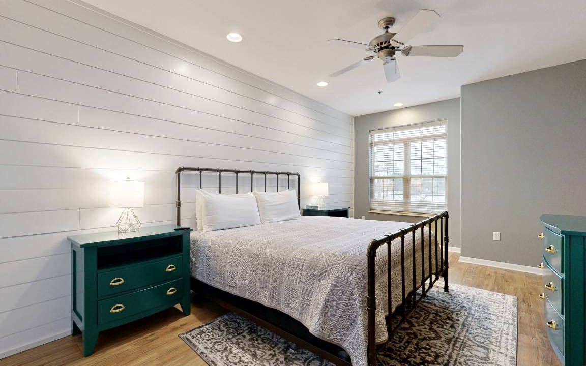 Photo of Bedroom in Lake Delton