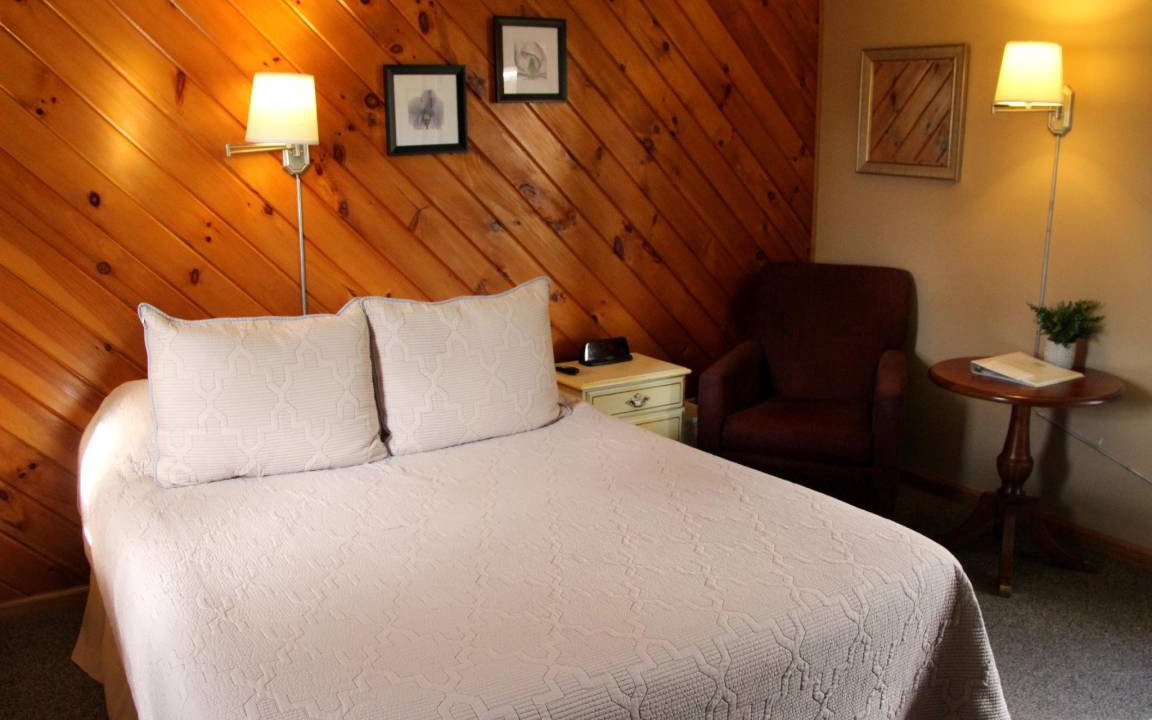Photo of Bedroom in Town of Scriba