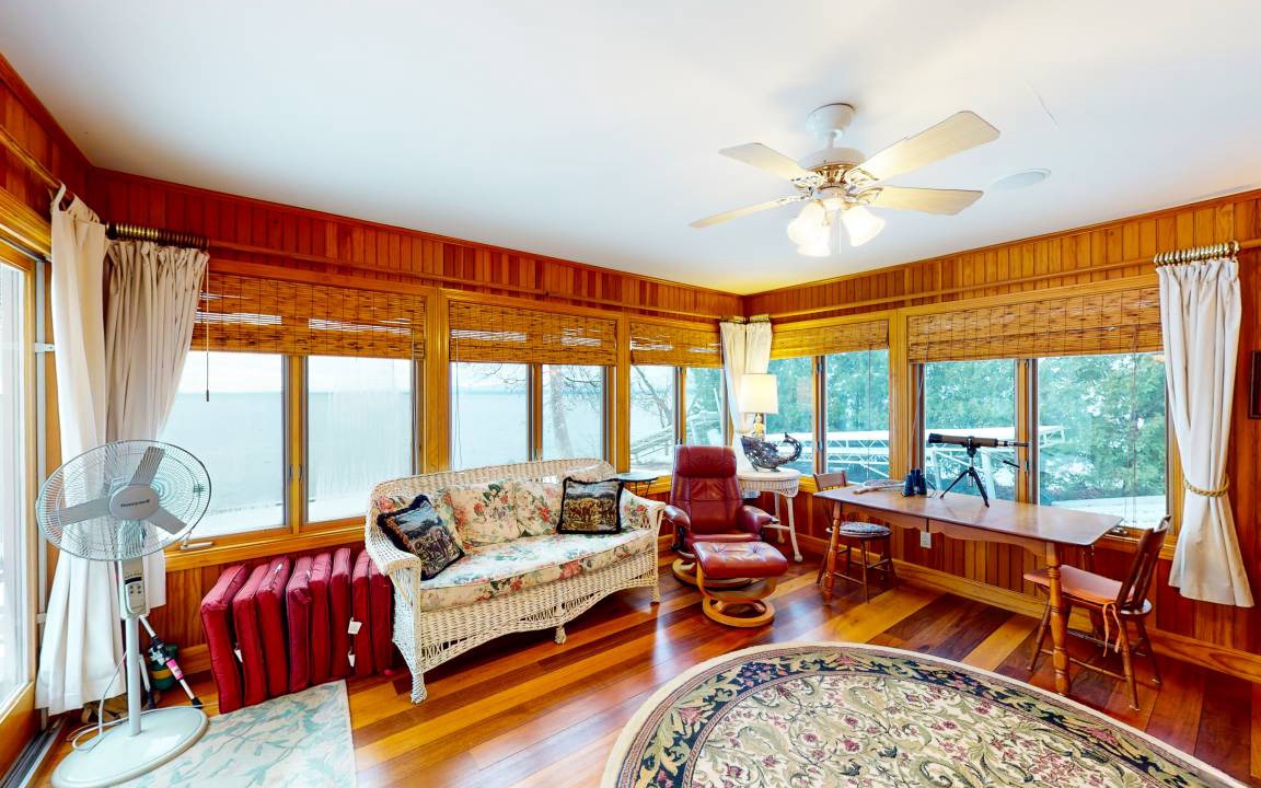 Photo of Others in Malletts Bay
