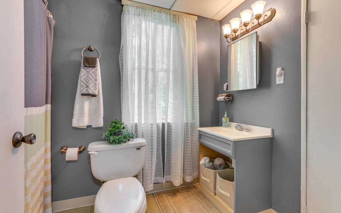 Photo of Bathroom in Carbon Hill