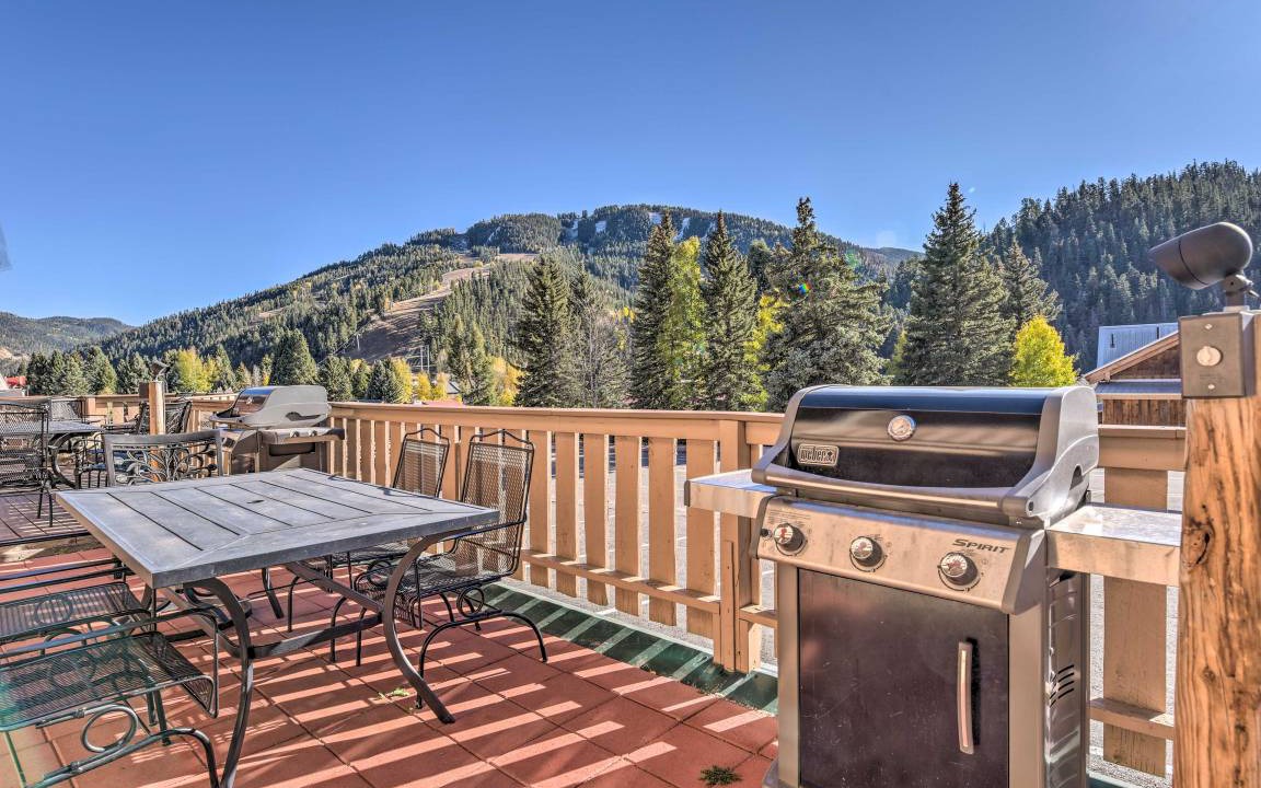 Photo of Patio Balcony in Red River